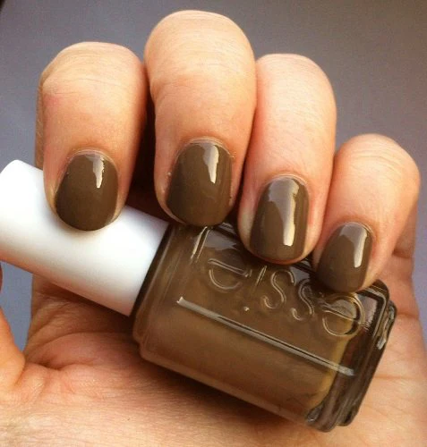 Essie nail polisg Fierce No Fear .42 oz #874