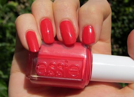 Essie Nail Polish Canyon Coral 0.46 oz #17 - Image 2