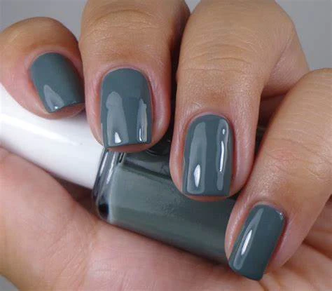 Essie Nail Polish Fall in line 0.46 oz #881
