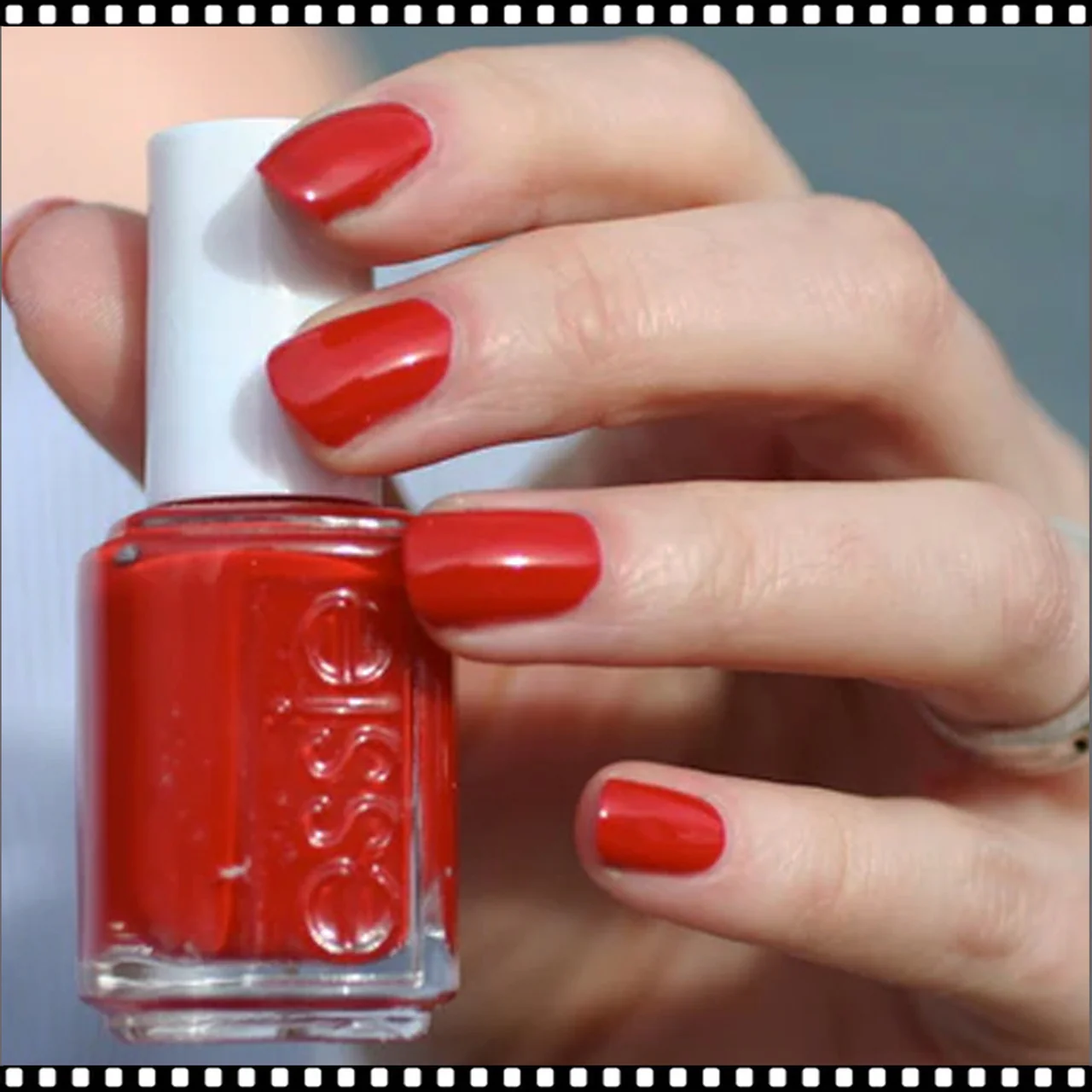 Essie Nail Polish Hip Anema 0.46 oz #826