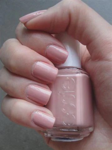 Essie Nail Polish Lion around 0.46 oz #752