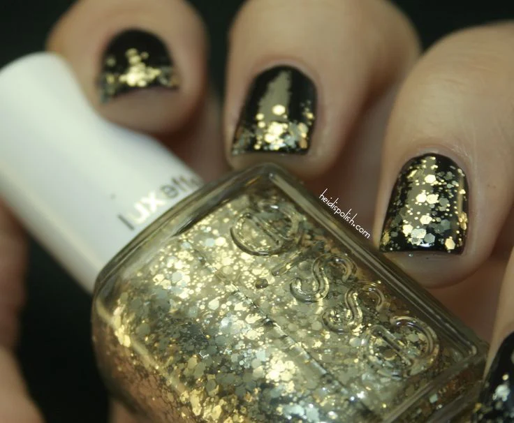 Essie Nail Polish Rock at the Top 0.46 oz #3032