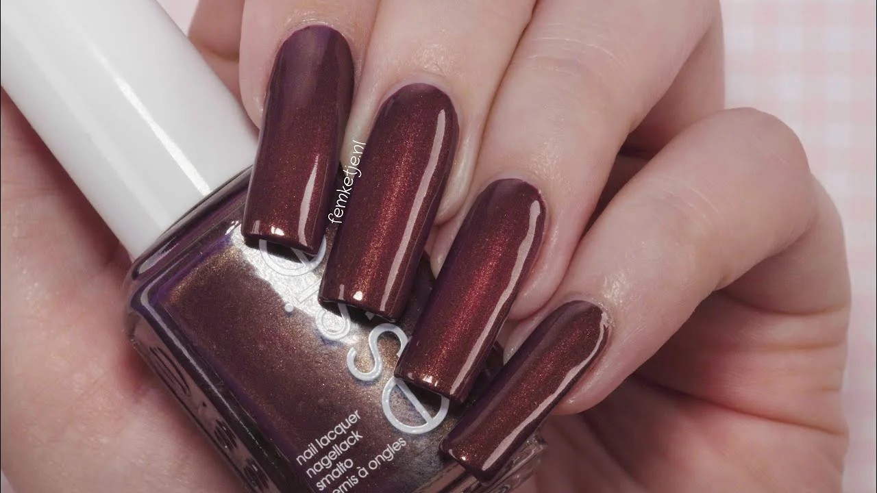 Essie Nail Polish Star Struck A Chord 0.5 oz - #1706 - Image 2