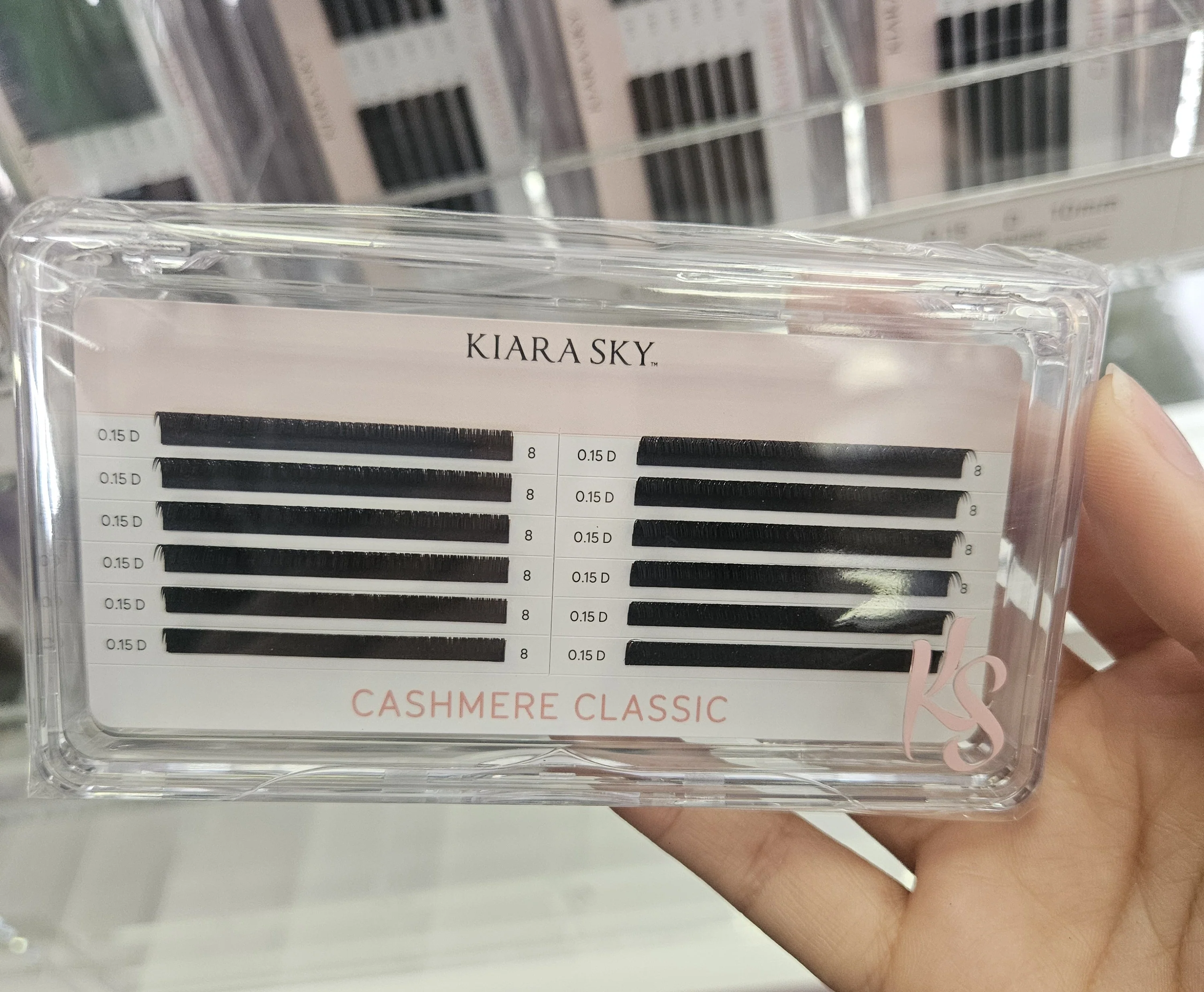 Kiara Sky Lash Extensions Cashmere Classic Thickness 0.15 Curl D Length 08mm CLD1508