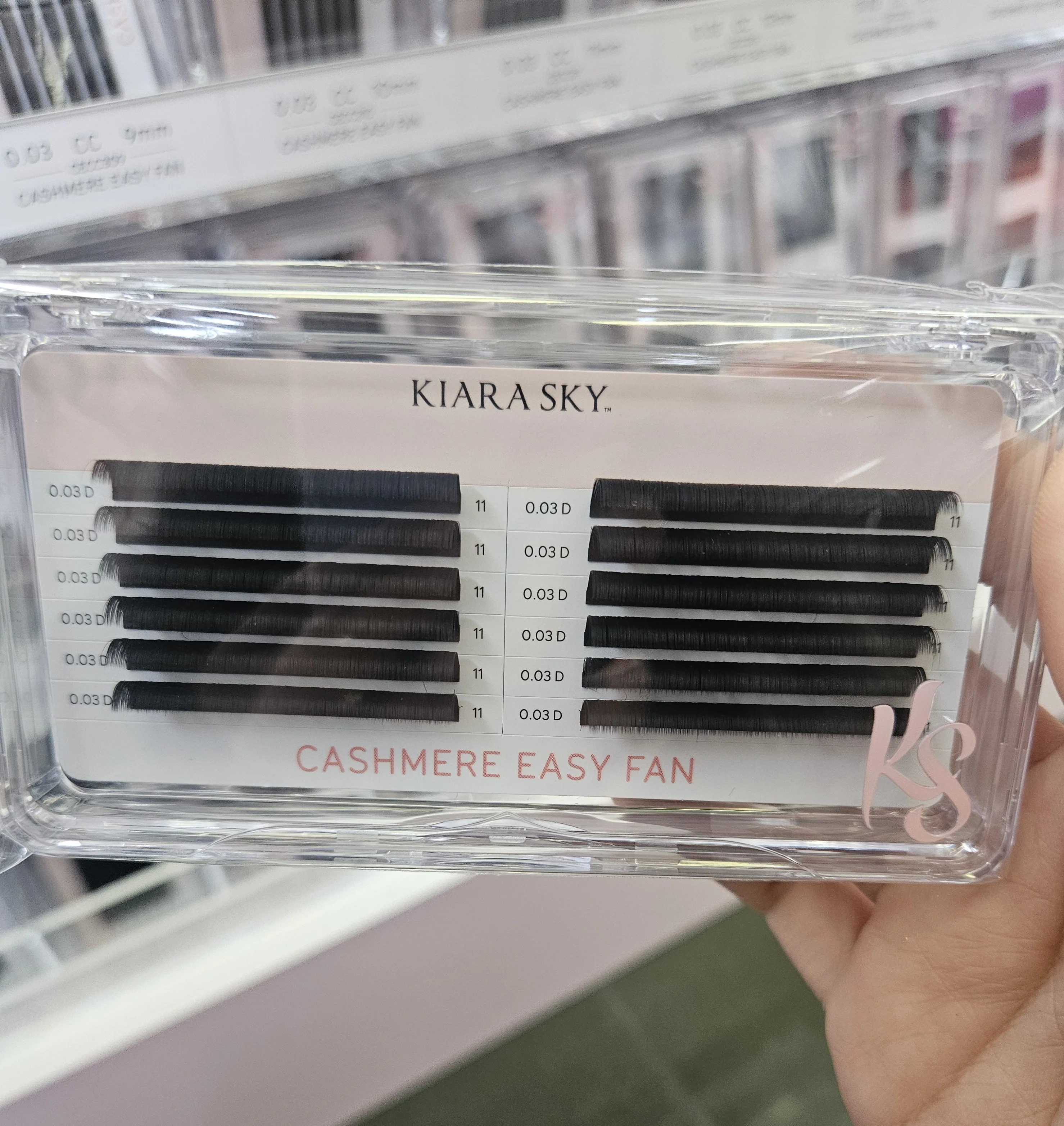 Kiara Sky Lash Extensions Cashmere Easy Fan Thickness 0.03 Curl D Length 11mm CED311