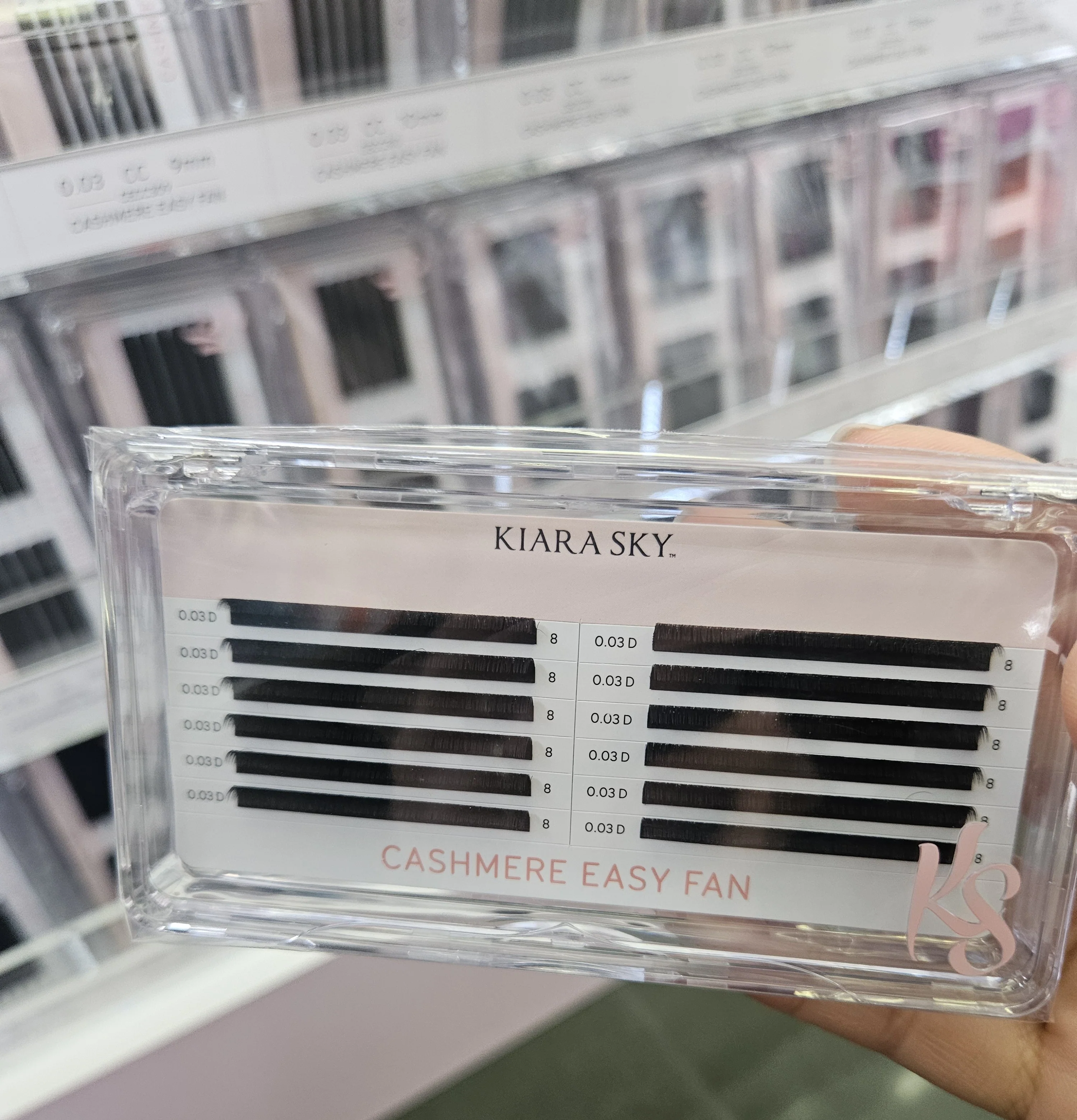 Kiara Sky Lash Extensions Cashmere Easy Fan - 0.03 - D - 8mm CED308