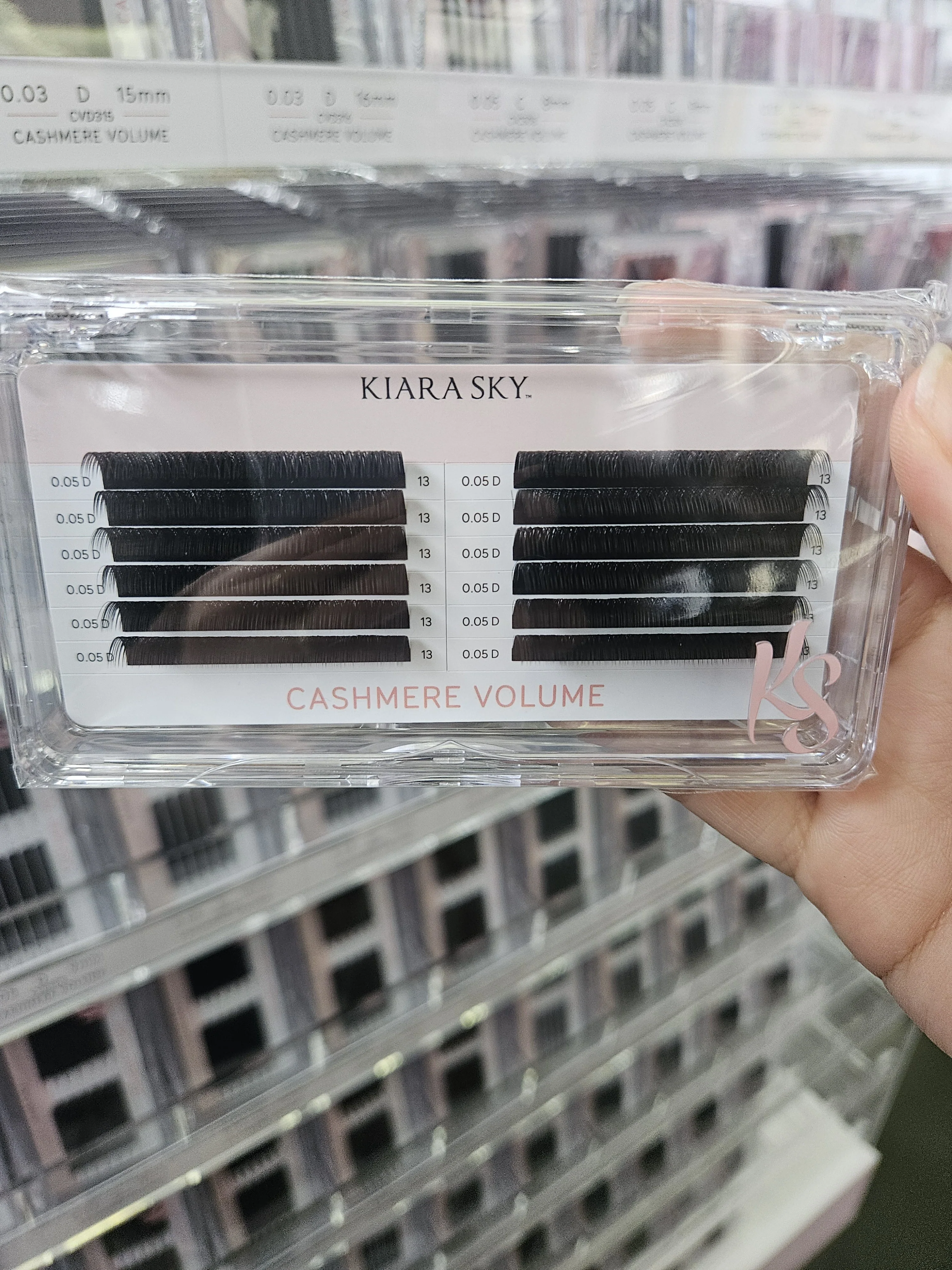 Kiara Sky Lash Extensions Cashmere Volume - 0.05 - D - 13mm CVD513