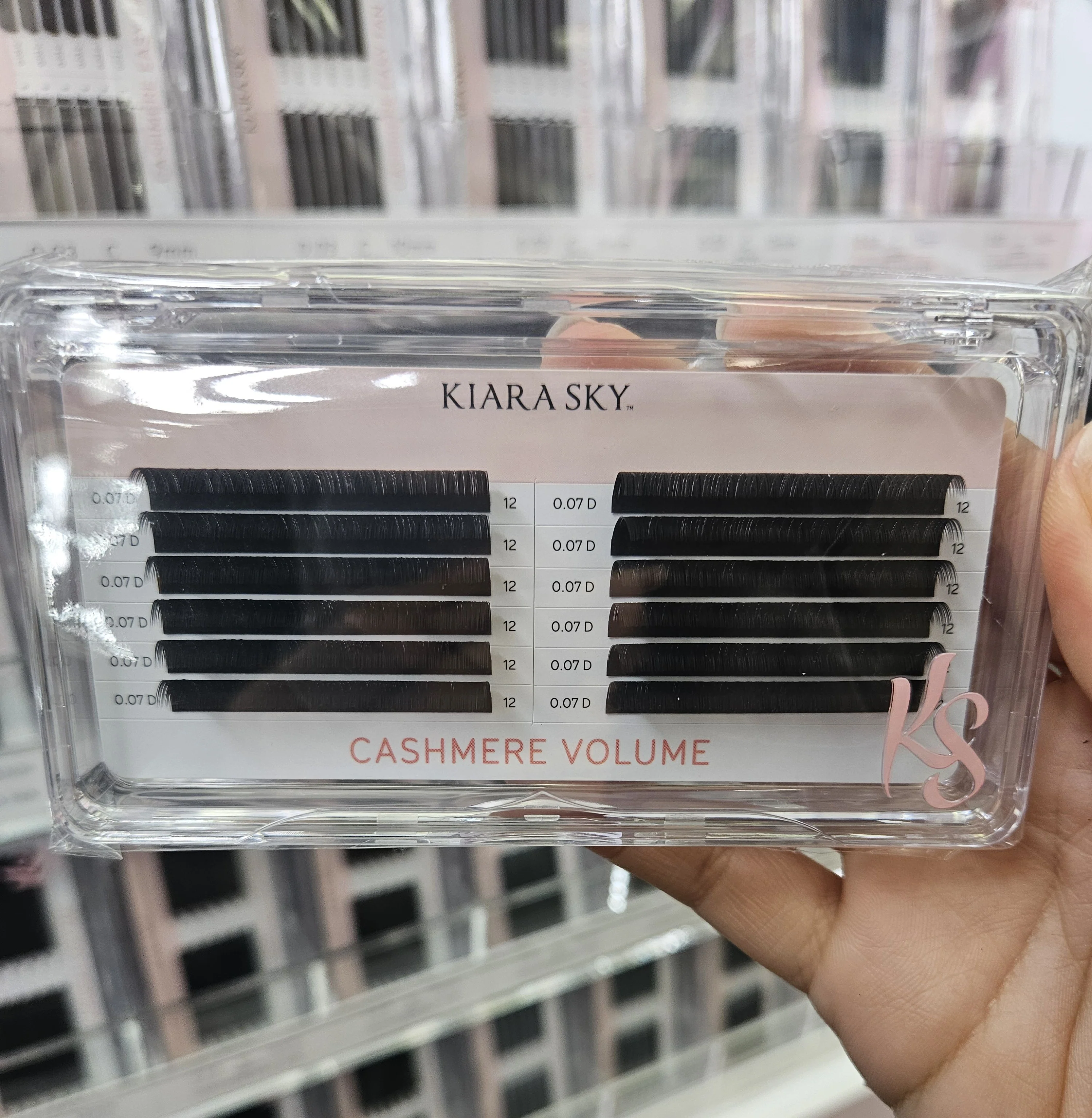 Kiara Sky Lash Extensions Cashmere Volume - 0.07 - D - 12mm CVD712